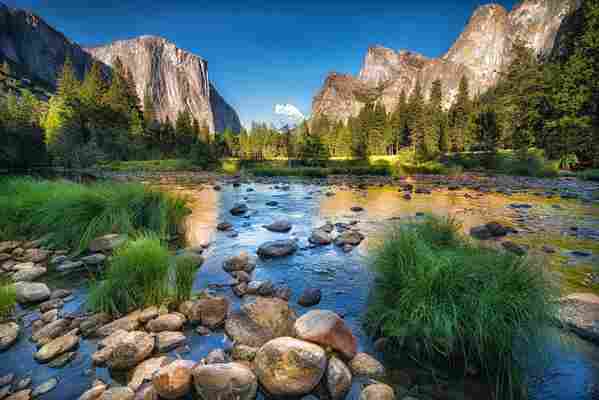 You'll need a reservation to visit Yosemite National Park this summer