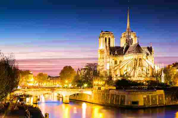 The restoration of Notre Dame is on hold due to the coronavirus outbreak