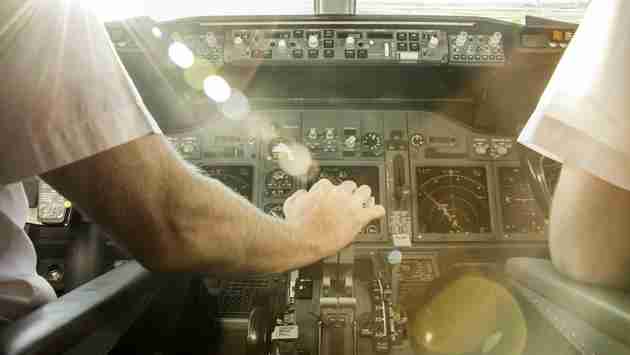 Aviation Facing Pilot Shortage After COVID-19, Study Says